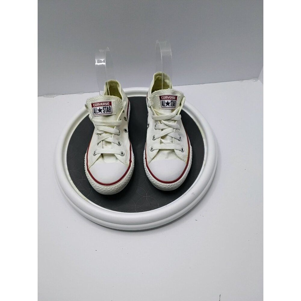 Converse Chuck Taylor All Star Low Top White Canvas Sneakers Size 1.5 Unisex Cas
